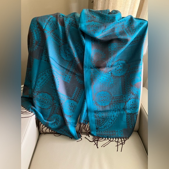 Pashmina - Picture 4 of 4